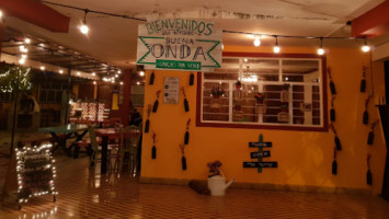 Pizzería La Albahaca, México inside