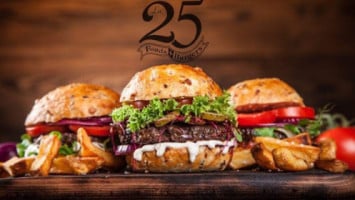 La 25 Fonda Burgers food
