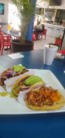 Tacos El Pulpito food