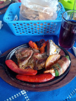 Iriarte Pelicano's De Mariscos food