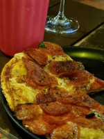 Adobe Pizza Comala food