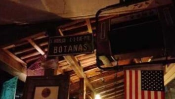 Botanas Beer inside