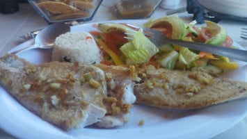 Mariscos El Tamarindo food