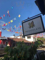 Mexicolate outside
