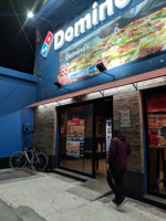 Domino's Perote food