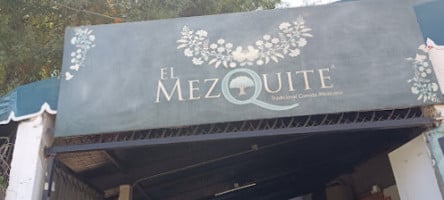 El Mezquite Q food
