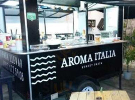 Aroma Italia food