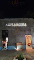 Azul Madera outside