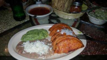 Antojitos el pozole food