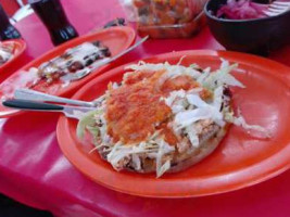 El Paisa De Tampico food