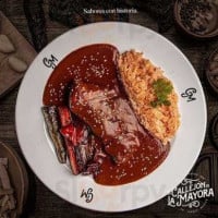 El Callejón De La Mayora food