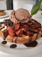 La Waffleria food