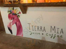 Tierra Mía Juice Coffee outside
