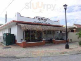 Zermatt Bakery outside