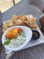 Hayhu Beach Club food