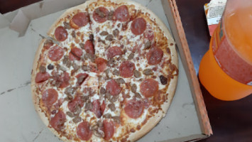 Little Caesars Pizza food