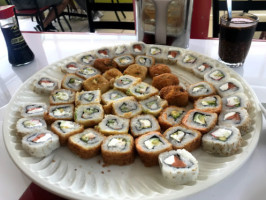 Sushi Paraíso food