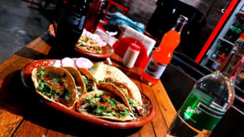 Tacos Las Gueras food