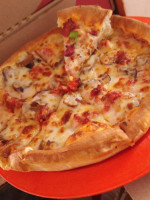 Cheese Pizza Arboledas food