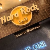 Hard Rock Cafe Santo Domingo inside