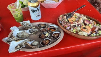 Ostiones Y Mariscos Pillo Garcia food