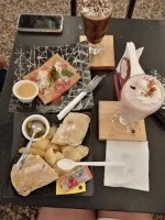 El Fonógrafo Café food