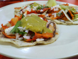Taqueria La Gringa food