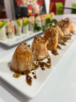 Sushi-kito Bosques food