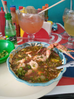 Mariscos Bella food