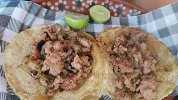 Taco Real Barbacoa Y Más food