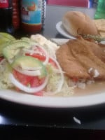 Mariscos Luis food