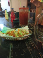 Iguanas Beach Restaurante Bar food