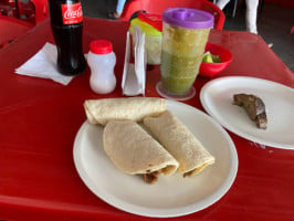 De La Coca [tacos Y Gorditas] food