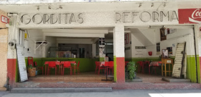 Gorditas Los Cuates food