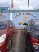 Marisqueria La Barca outside