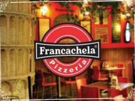 Francachela Pizzería food