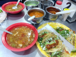 Tacos Y Parrilladas Chema food