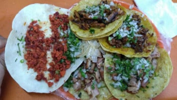 Tacos Ricacha food