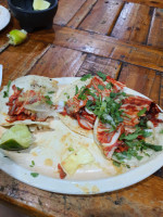 Tacos Don Tachin food