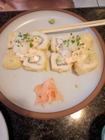 Temaky Sushi inside