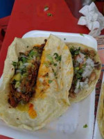 Taqueria Los Jarochos food