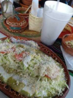 Pozoleria Doña Mica Col. Azteca food