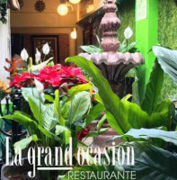 La Grand Ocasion Restaurante inside