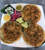 Las Delicias De Yucatan food