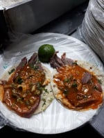 Tacos Raúl food