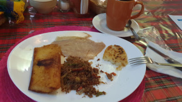 El Rincon De Zapata food