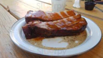 Porco Smokehouse food