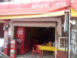 Antojitos Doña Chuy food