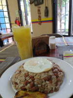 Mi Rinconcito Colombiano food