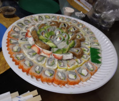 Sushi Pirules food